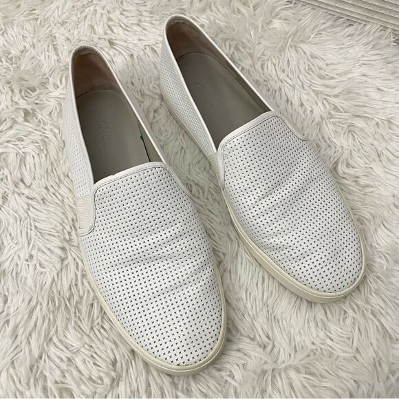 VINCE. Perforated Leather Blair Sneaker Shoes , Slip On White comfy size 10M - Picture 2 of 8